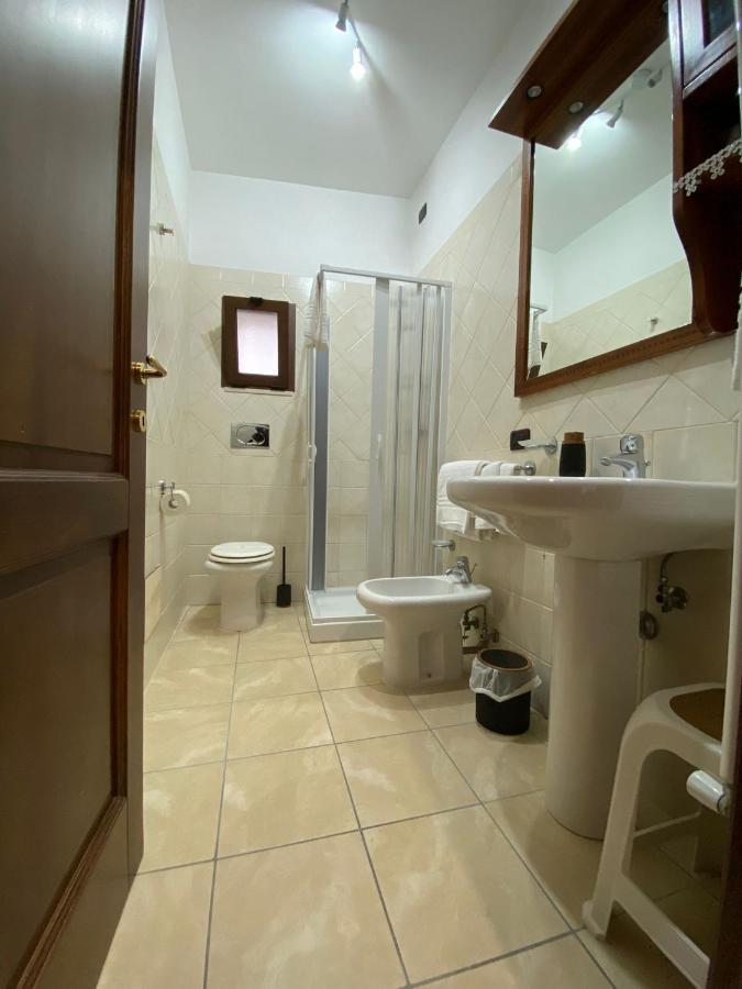 Uria Rooms & Suite B&B Вьесте Экстерьер фото