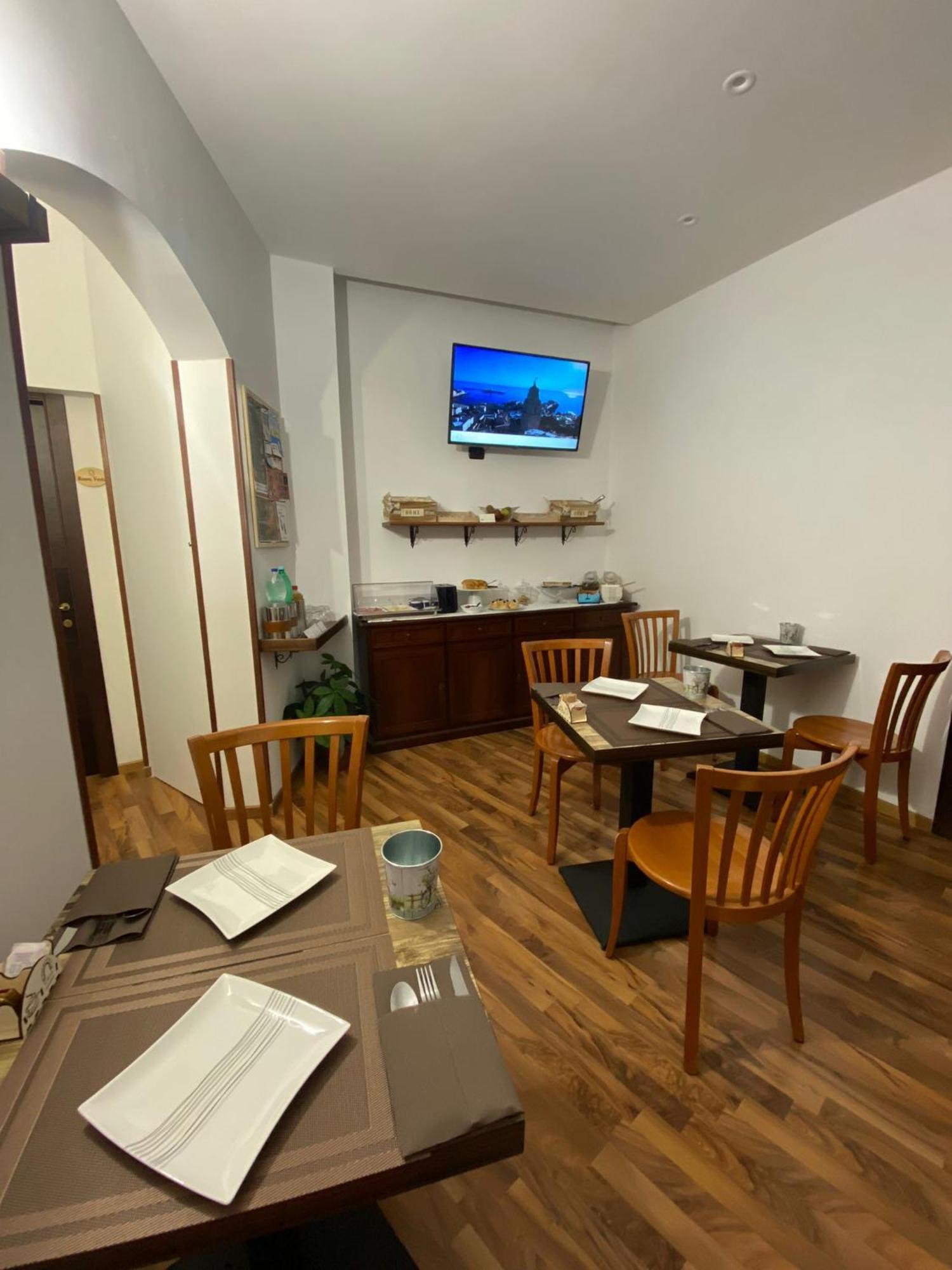Uria Rooms & Suite B&B Вьесте Экстерьер фото